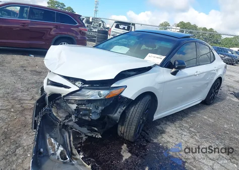 2018 Toyota Camry Xse from USA, damaged, VIN 4T1B61HKXJU158841